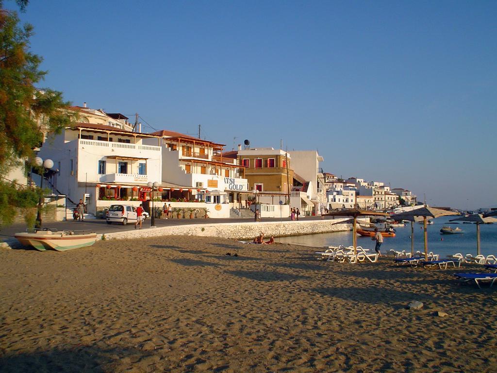 Bella Vista Aparthotel Batsíon Exterior foto