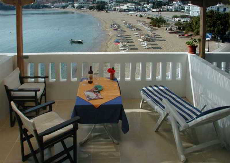 Bella Vista Aparthotel Batsíon Exterior foto